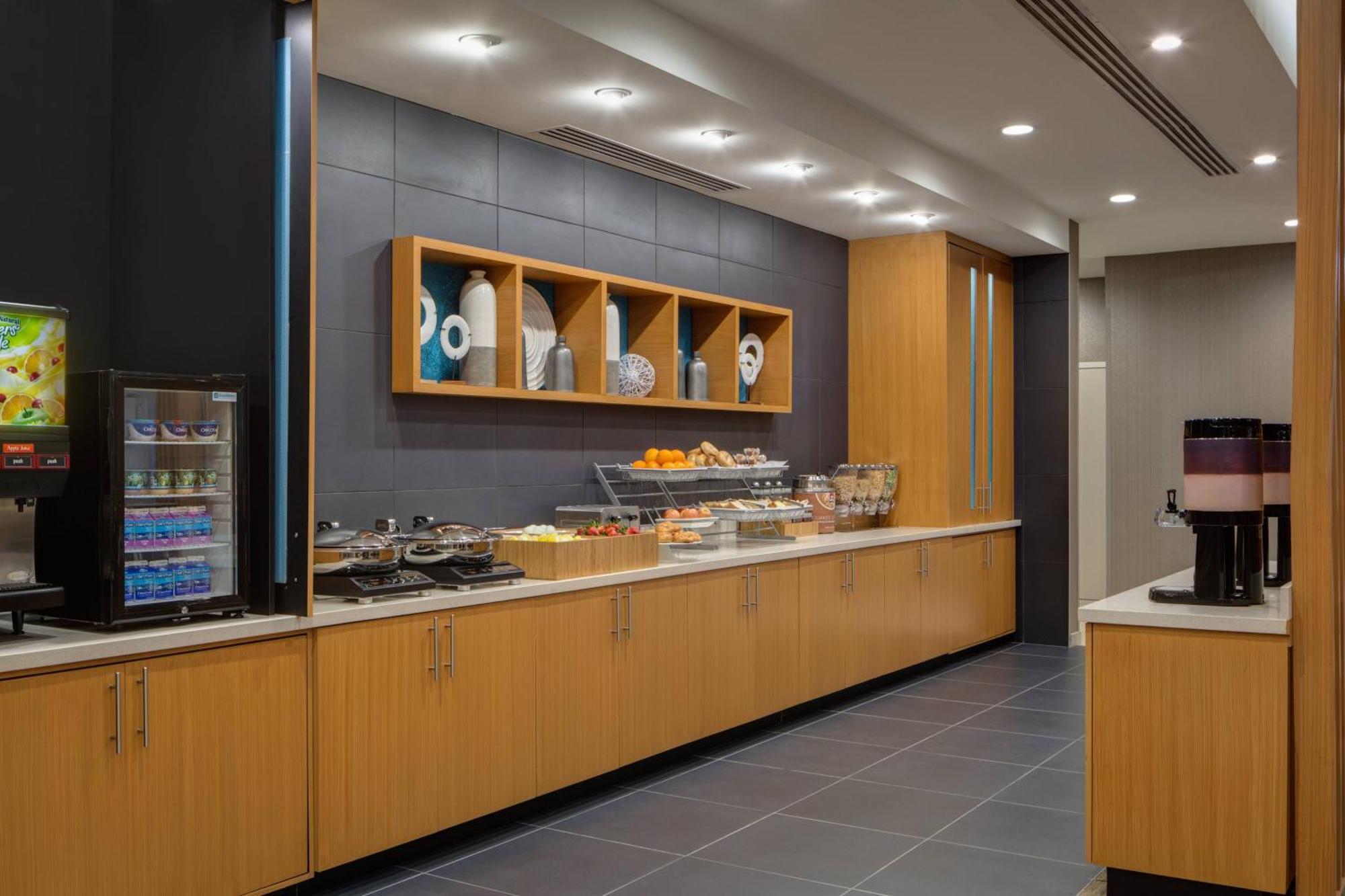 Springhill Suites By Marriott Oklahoma City Midwest City Del City Exterior photo